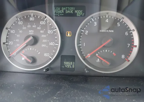 2006 Volvo S40 2.4I from USA, damaged, VIN YV1MS382862178393